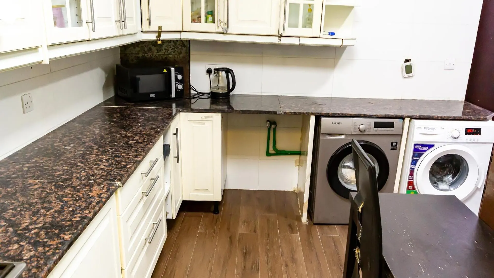 Ξενοδοχείο με διαμερίσματα Wonderful Master Rooms For 
